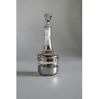 Glass decanter with silver decal